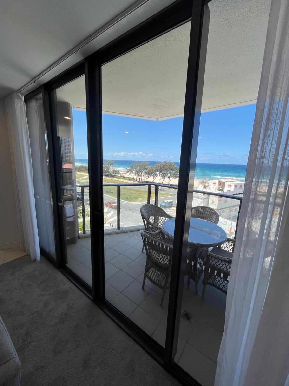 Apartment Oceanview Oasis At Rhapsody Gold Coast